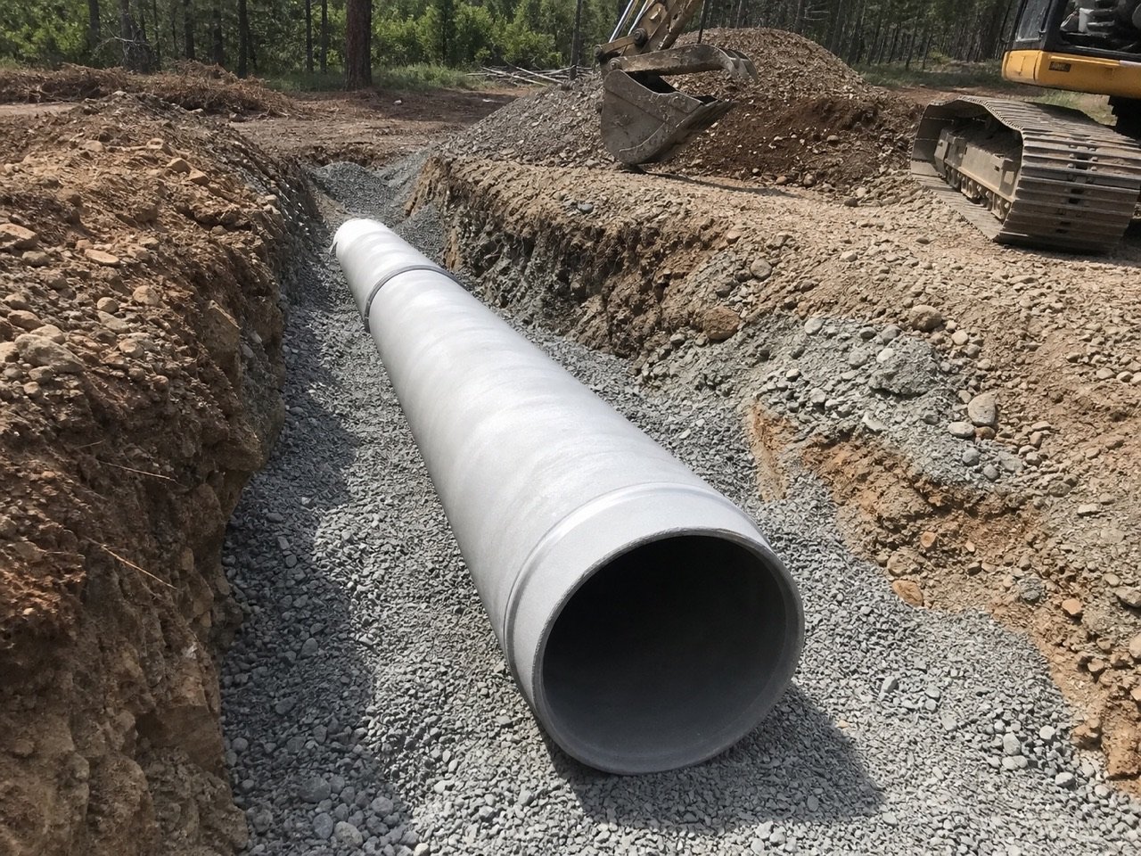 Underground utility pipe installation in Southern Oregon
